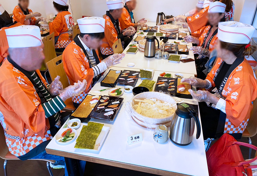 寿司体験の様子②